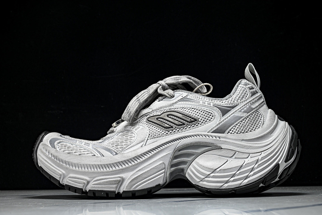 Ba1en*iaga 6XL Sneaker