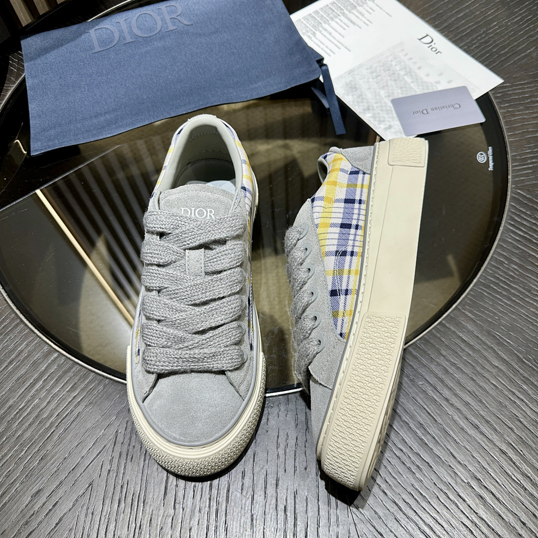 DR B33 Sneaker