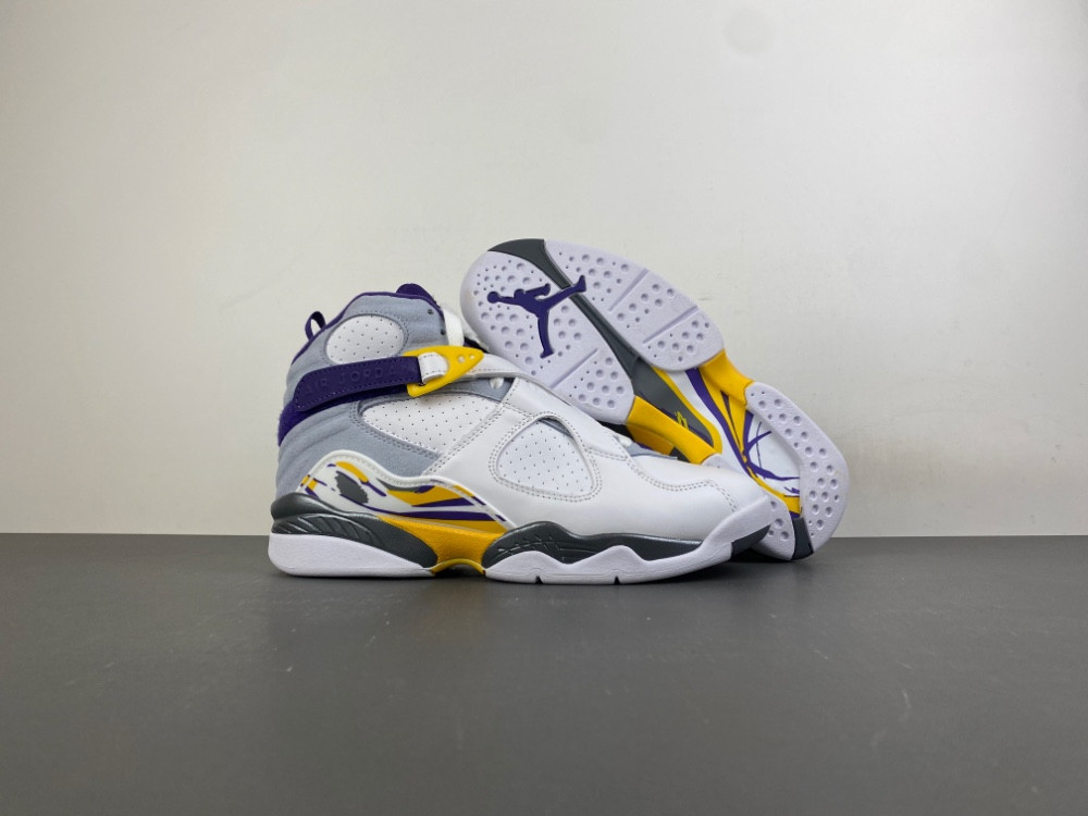 Air Jordan 8 Retro