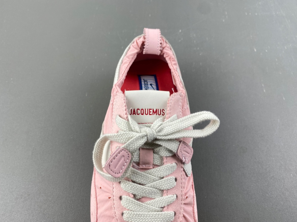 Jacquemus x Nike Jacumoon Shoe HV8547-800