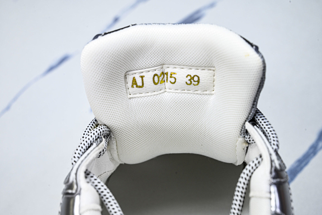 L*V Olympia Sneaker