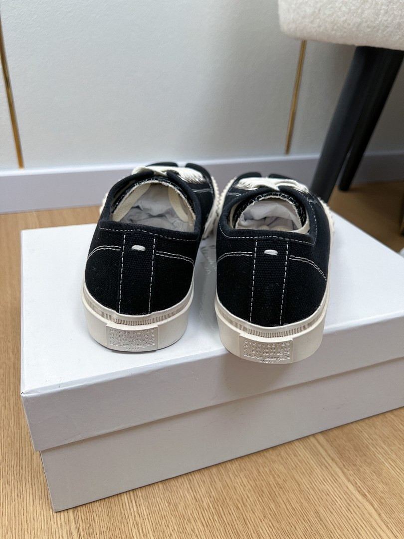 Ma1s0n Marg*e1a Sneakers