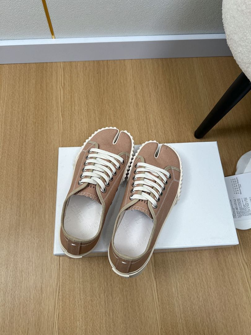 Ma1s0n Marg*e1a Sneakers