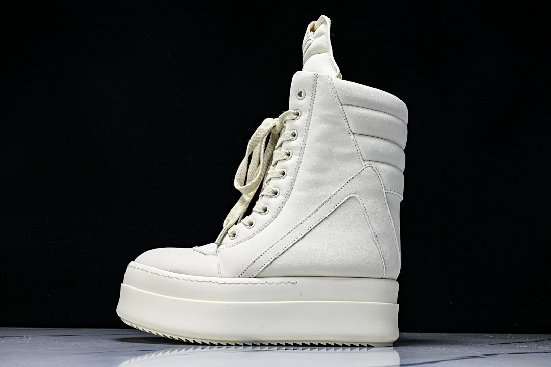 RO Sneakers