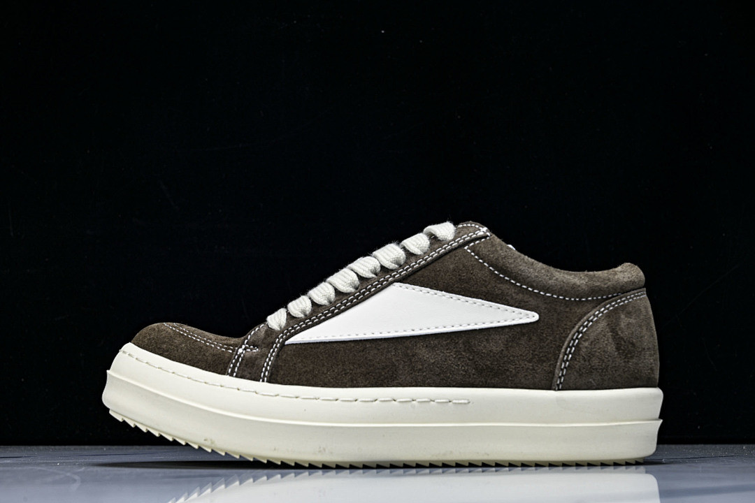 RO Sneakers