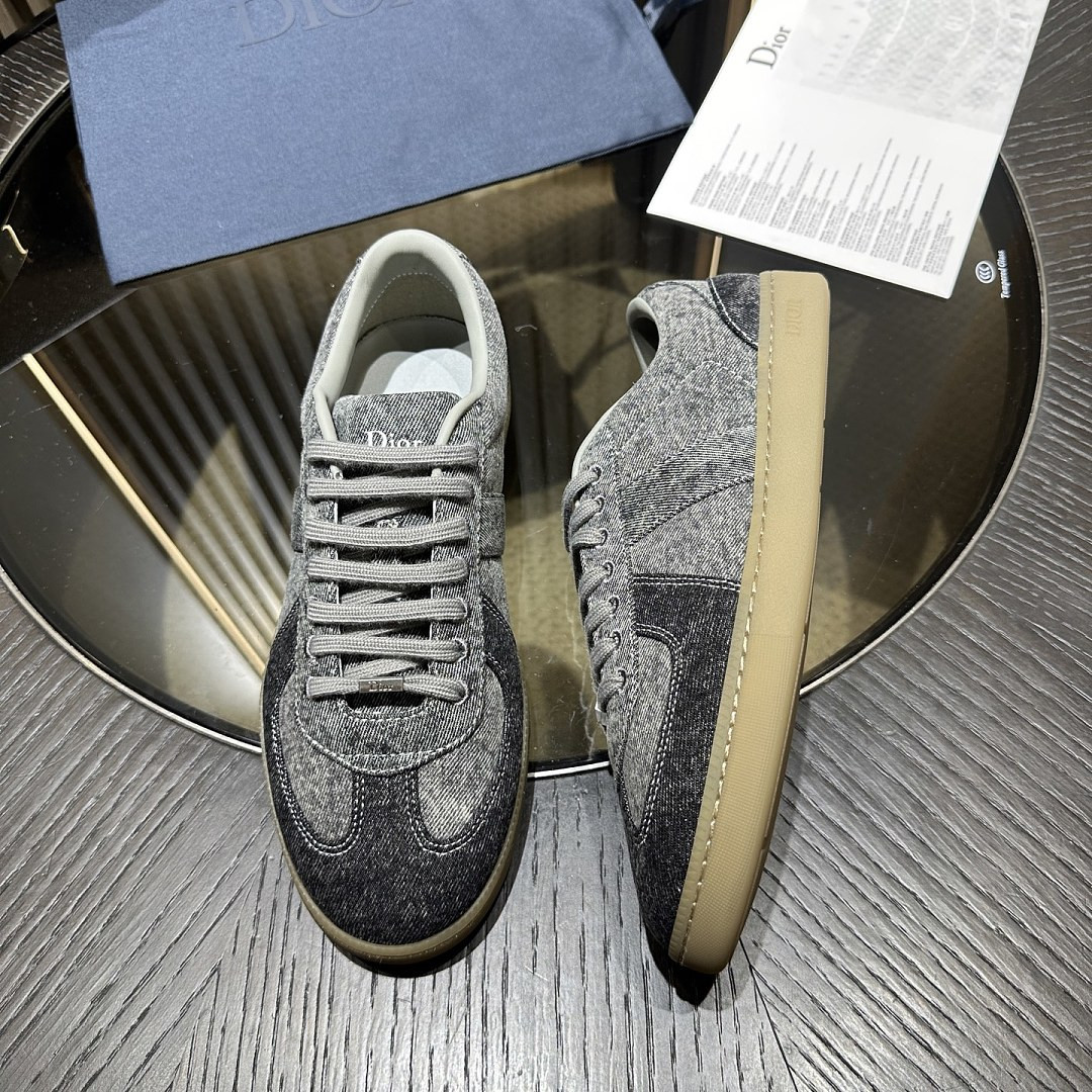DR B01 Sneaker