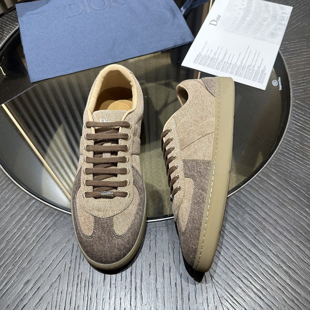 DR B01 Sneaker