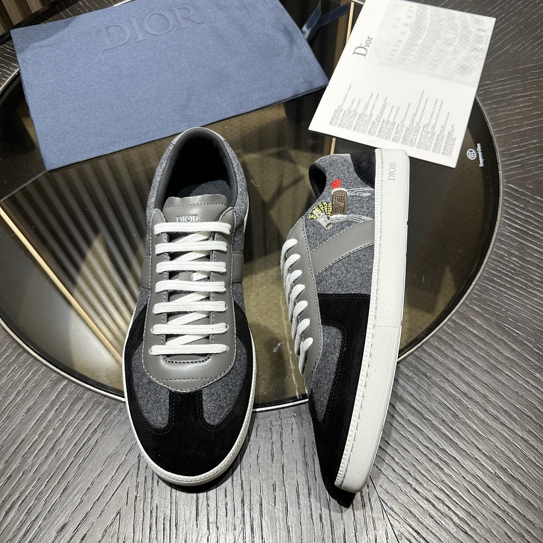 DR B01 Sneaker