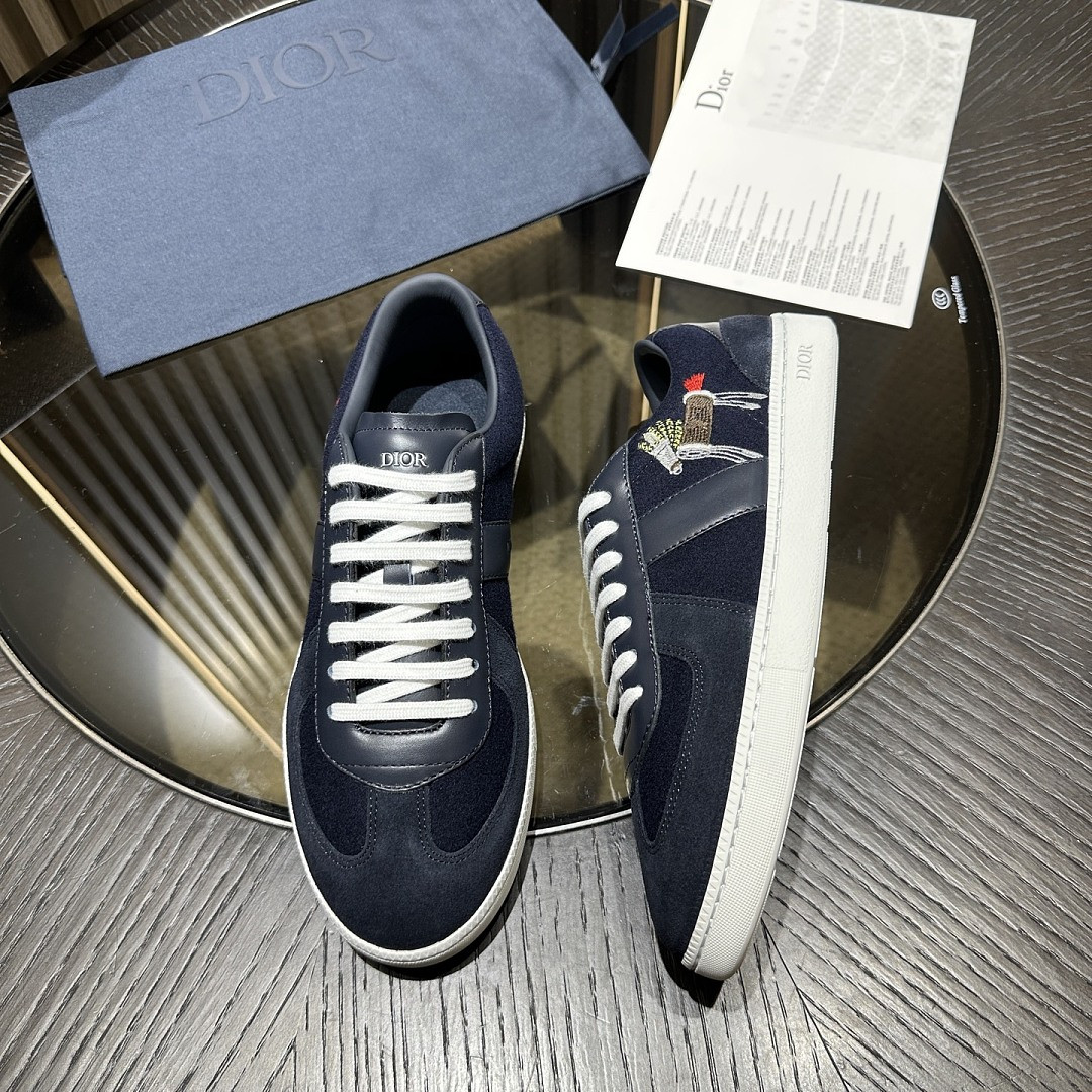 DR B01 Sneaker