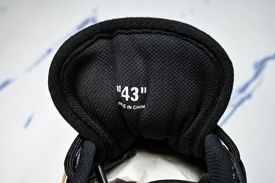 Off White ODSY-1000 Sneaker