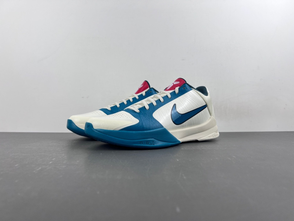 Caitlin Clark x Nike Kobe 5 Protro IZ1852-100