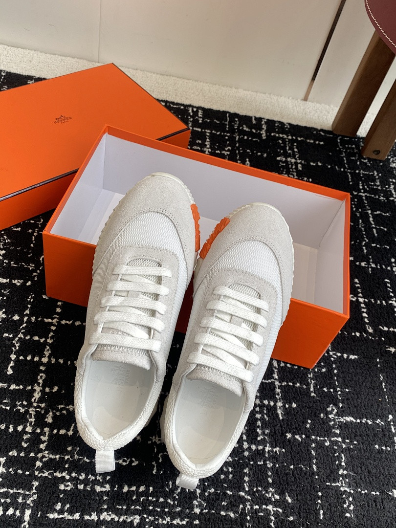 H**me5 SNEAKER