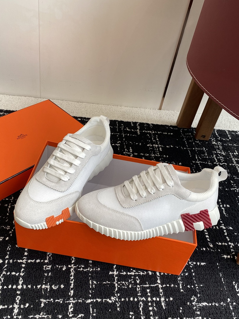 H**me5 SNEAKER