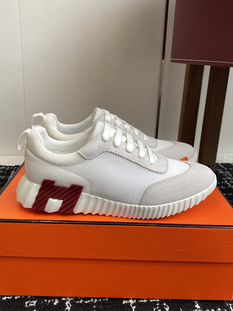 H**me5 SNEAKER