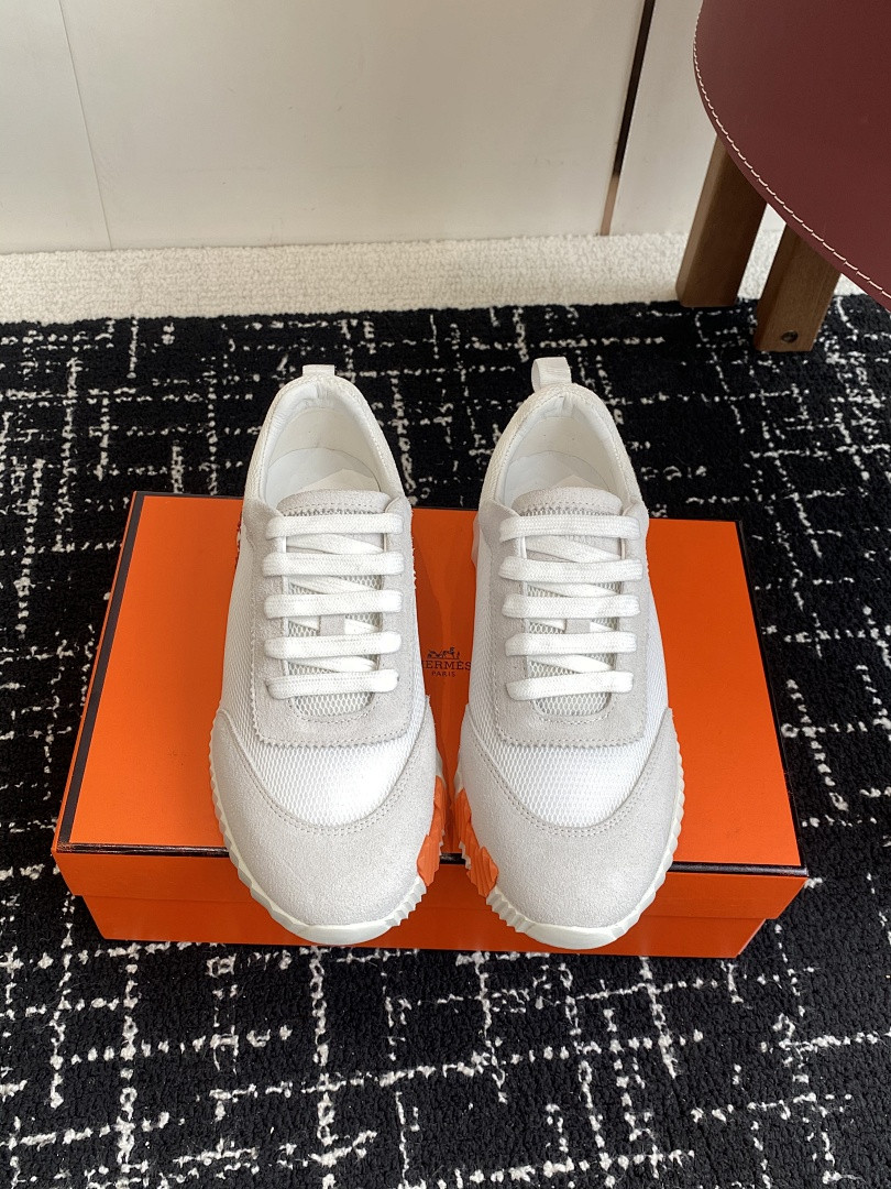 H**me5 SNEAKER