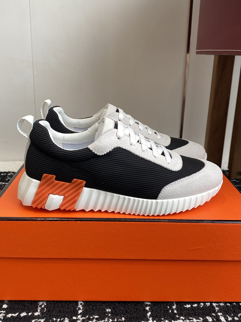 H**me5 SNEAKER
