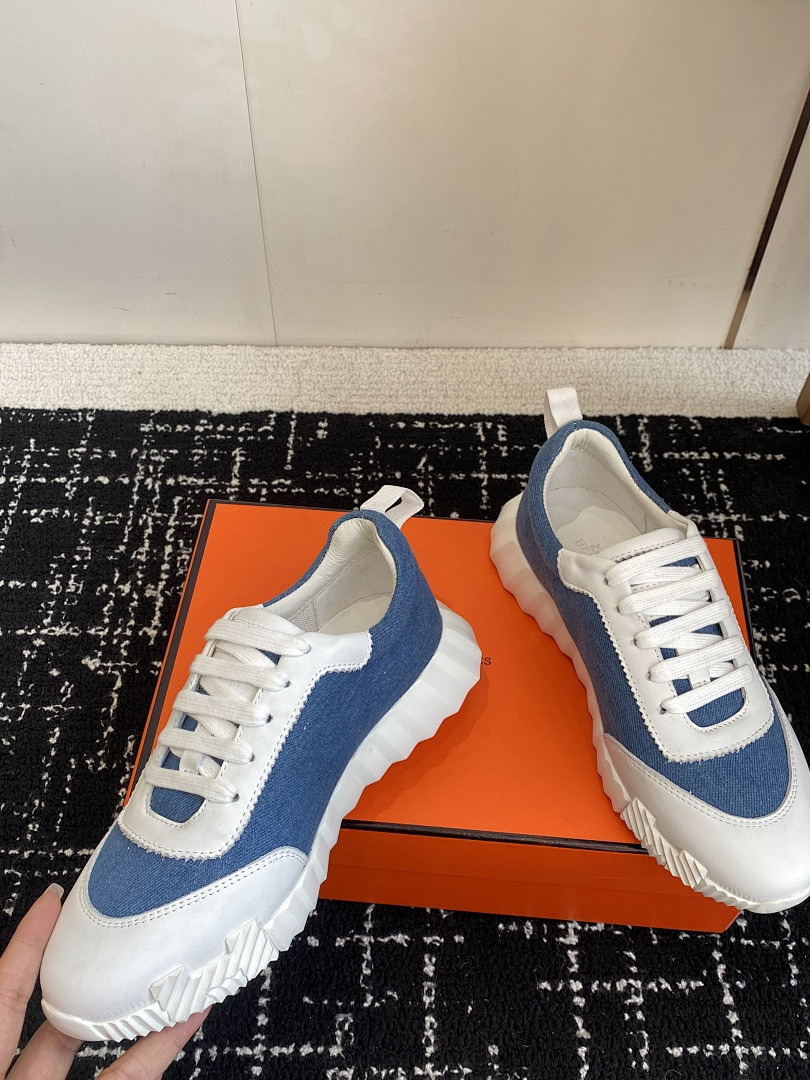 H**me5 SNEAKER