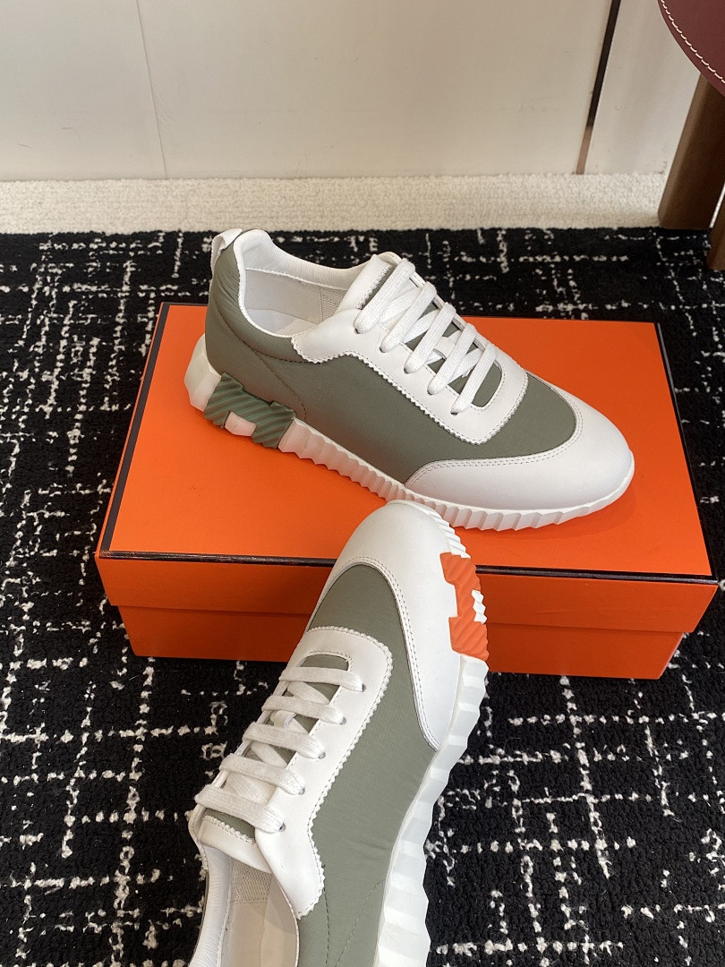 H**me5 SNEAKER