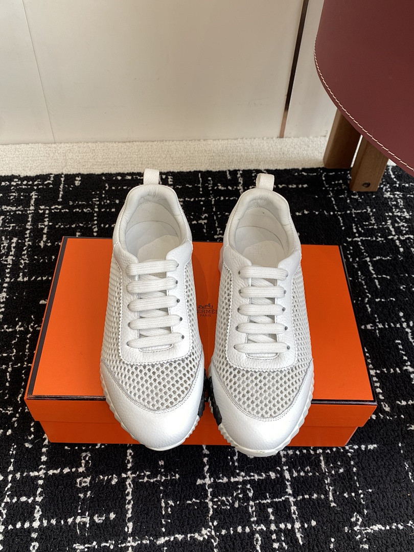 H**me5 SNEAKER