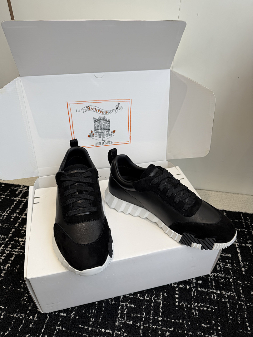 H**me5 SNEAKER