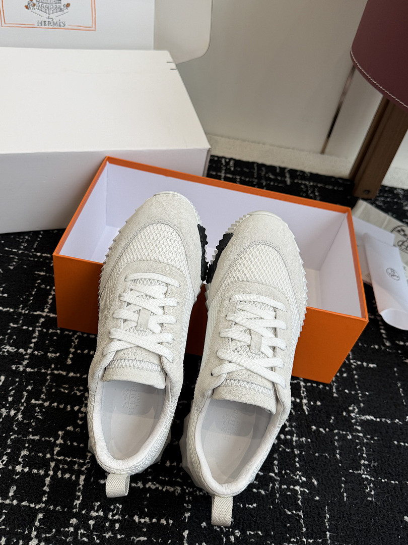 H**me5 SNEAKER