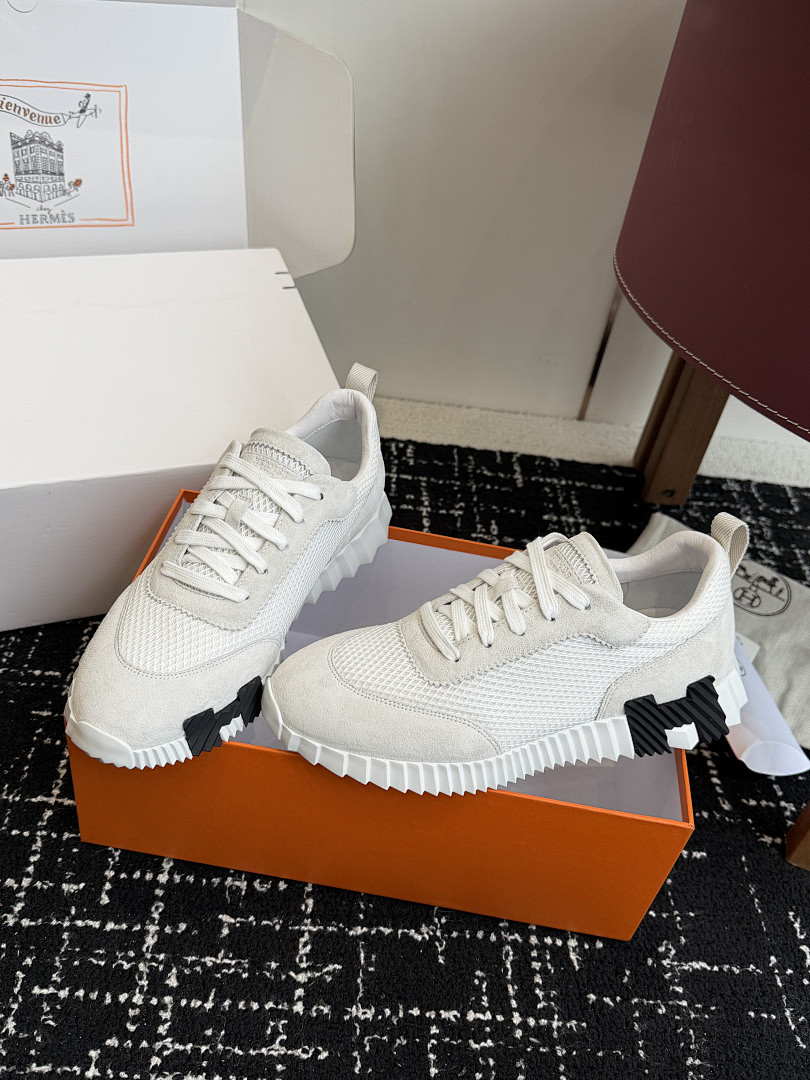 H**me5 SNEAKER