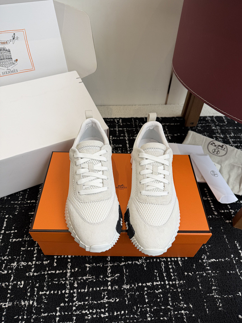 H**me5 SNEAKER