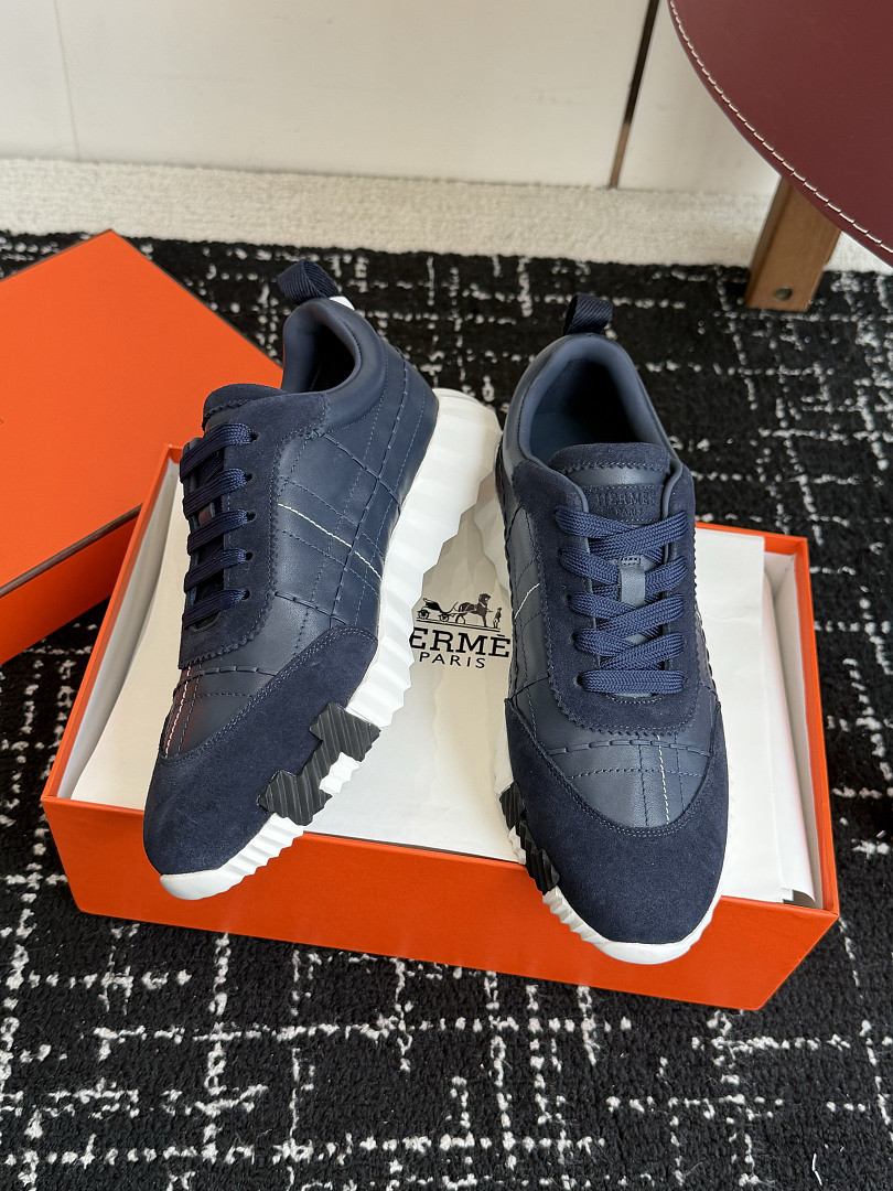H**me5 SNEAKER