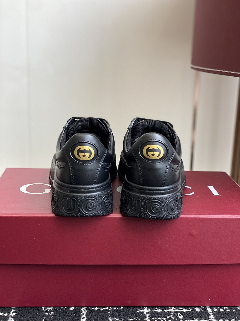 GC Sneakers