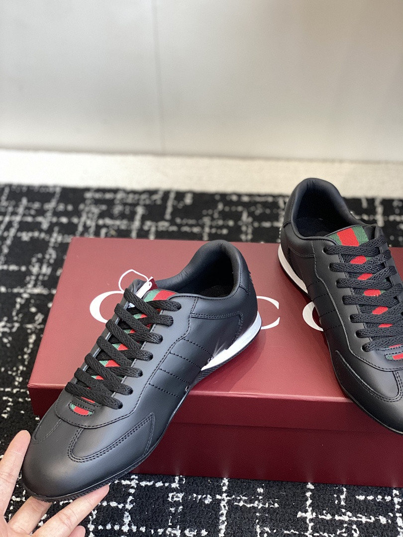 GC Sneakers