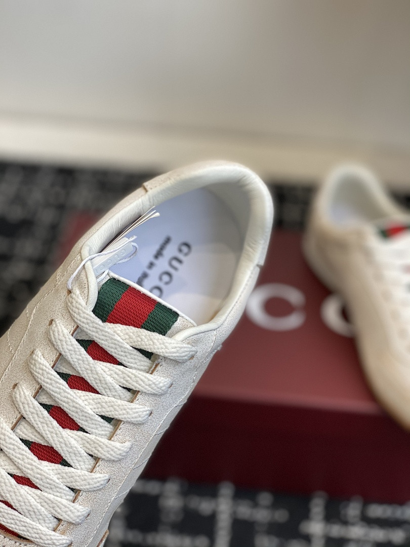 GC Sneakers