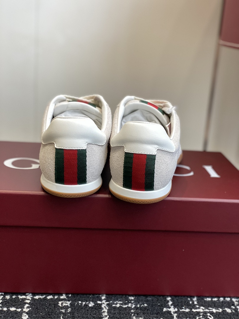 GC Sneakers
