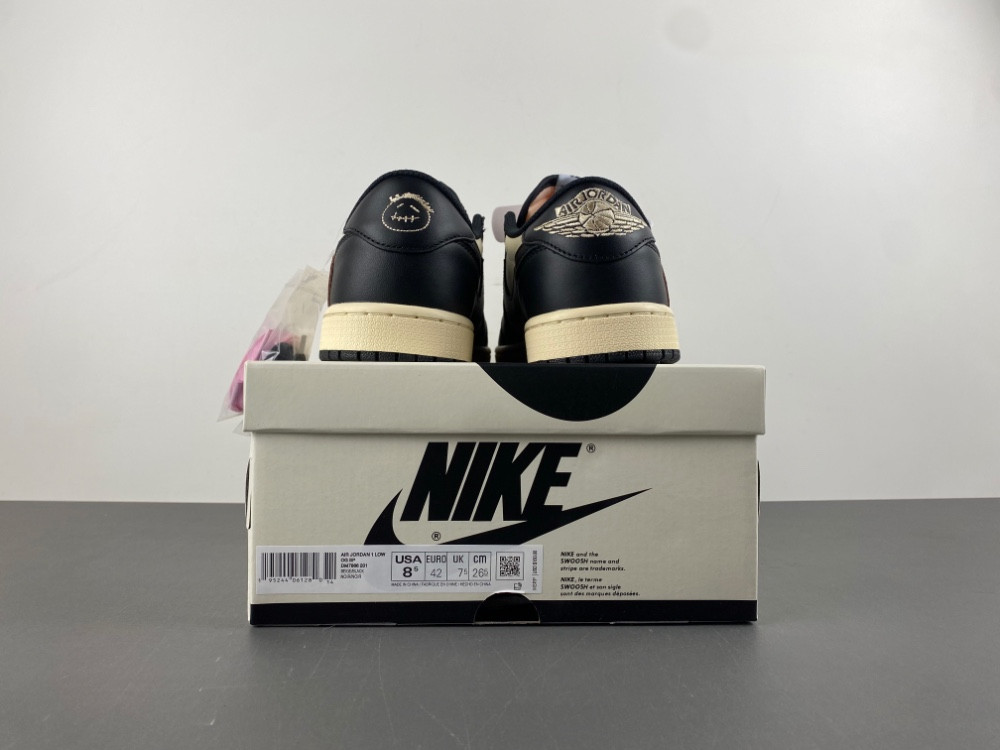 Travis Scott x Air Jordan 1 Retro Low OG SP 