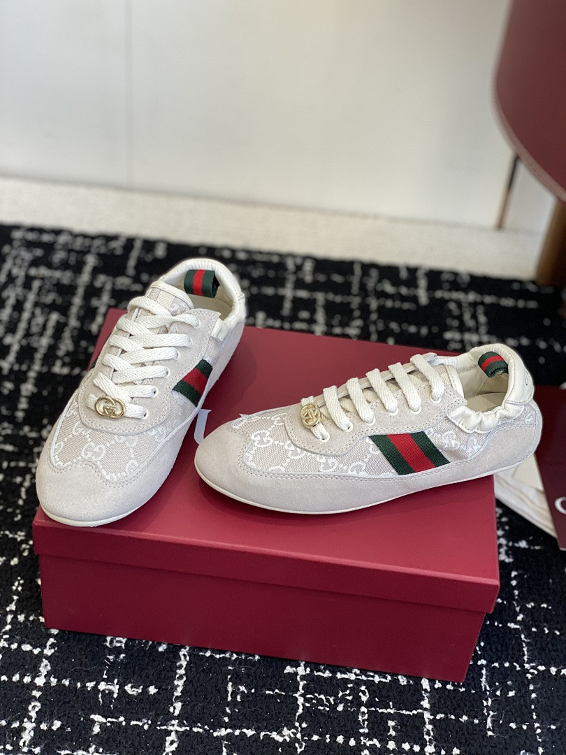 GC Sneakers