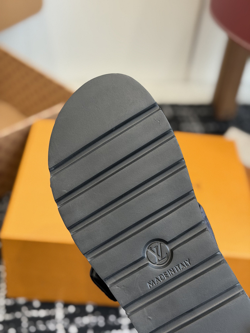 L*V Slides LVS-037