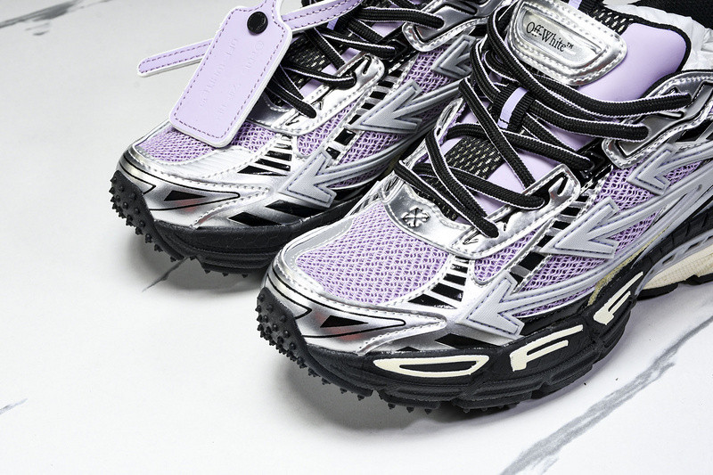 OFF-WHITE BE RIGHT BACK