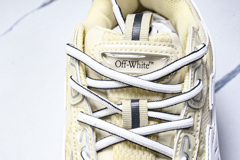 OFF-WHITE BE RIGHT BACK