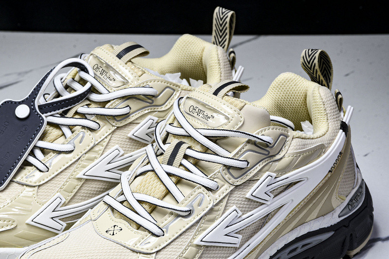 OFF-WHITE BE RIGHT BACK