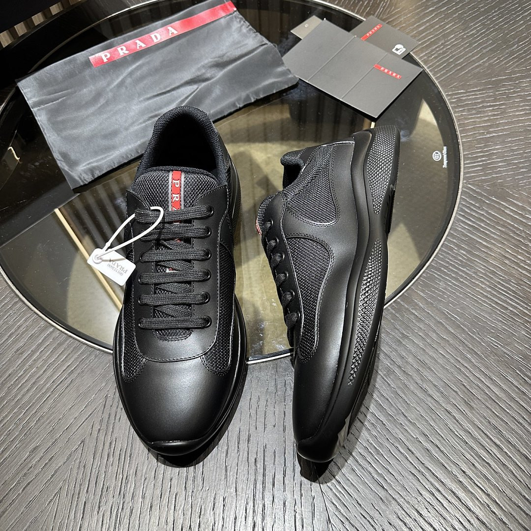 PA Low Sneakers