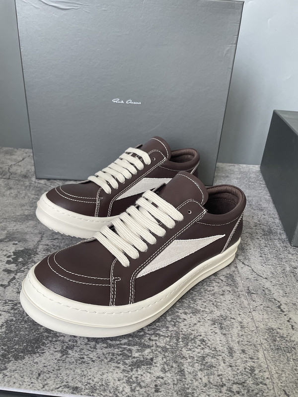 RO Sneakers