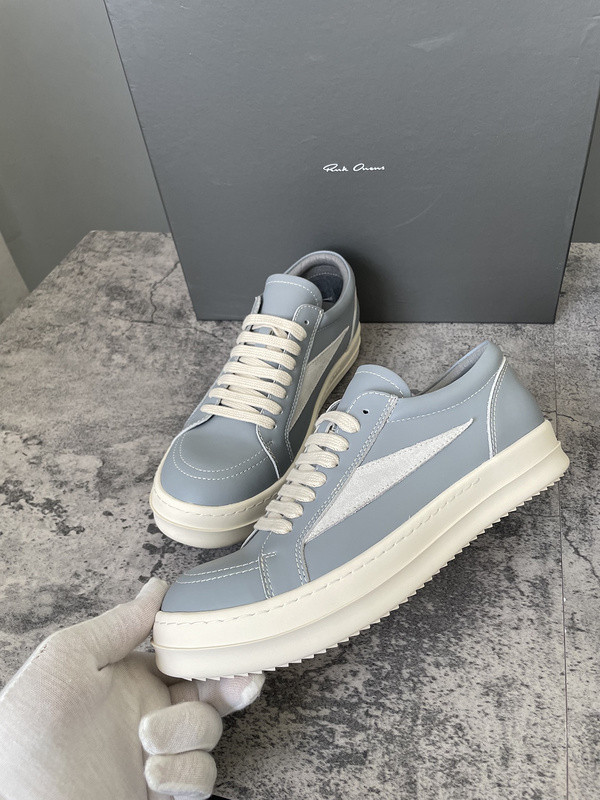 RO Sneakers