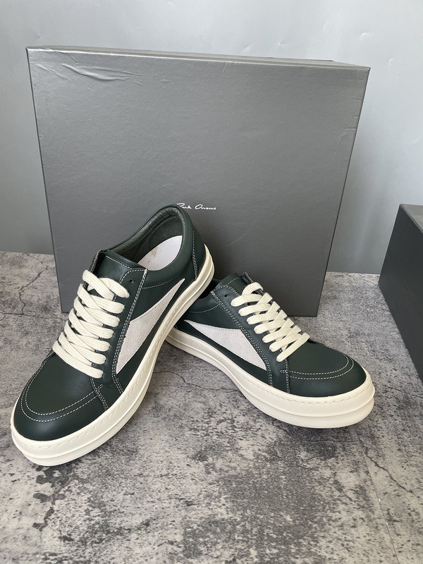 RO Sneakers