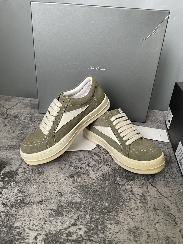 RO Sneakers