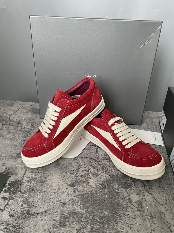 RO Sneakers