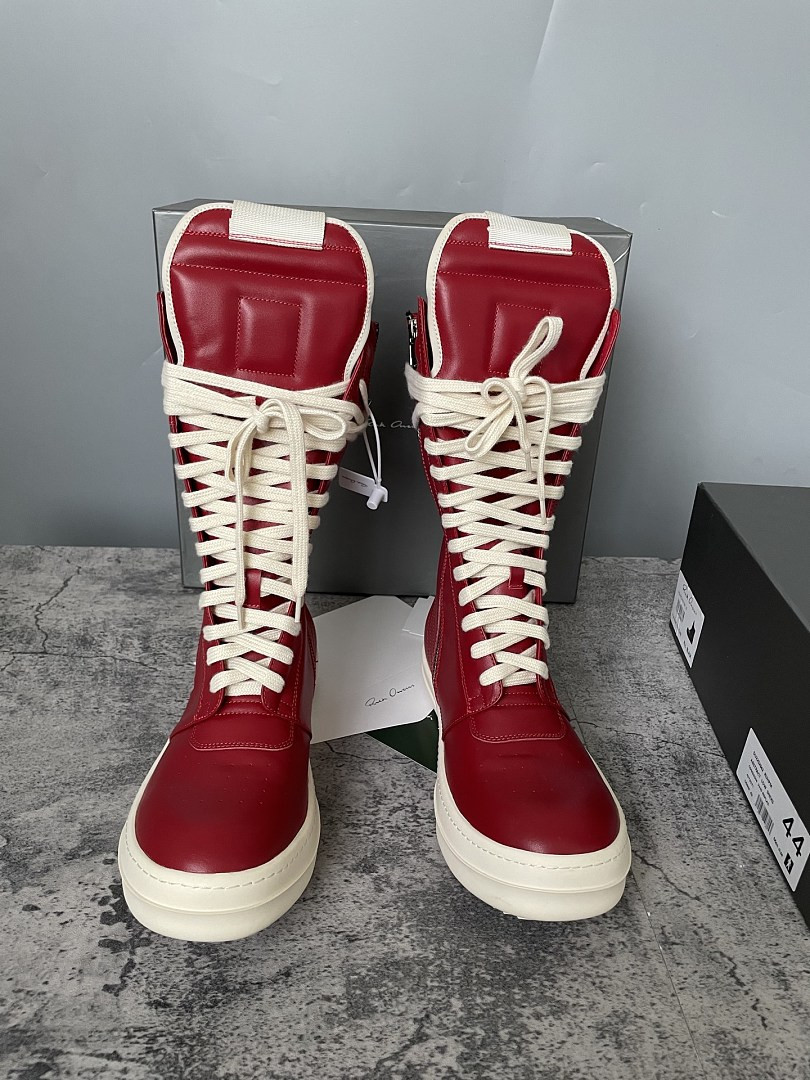 RO Sneakers