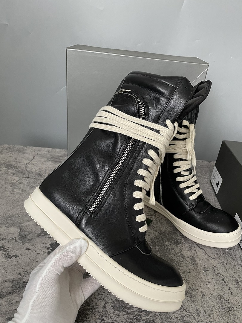 RO Sneakers
