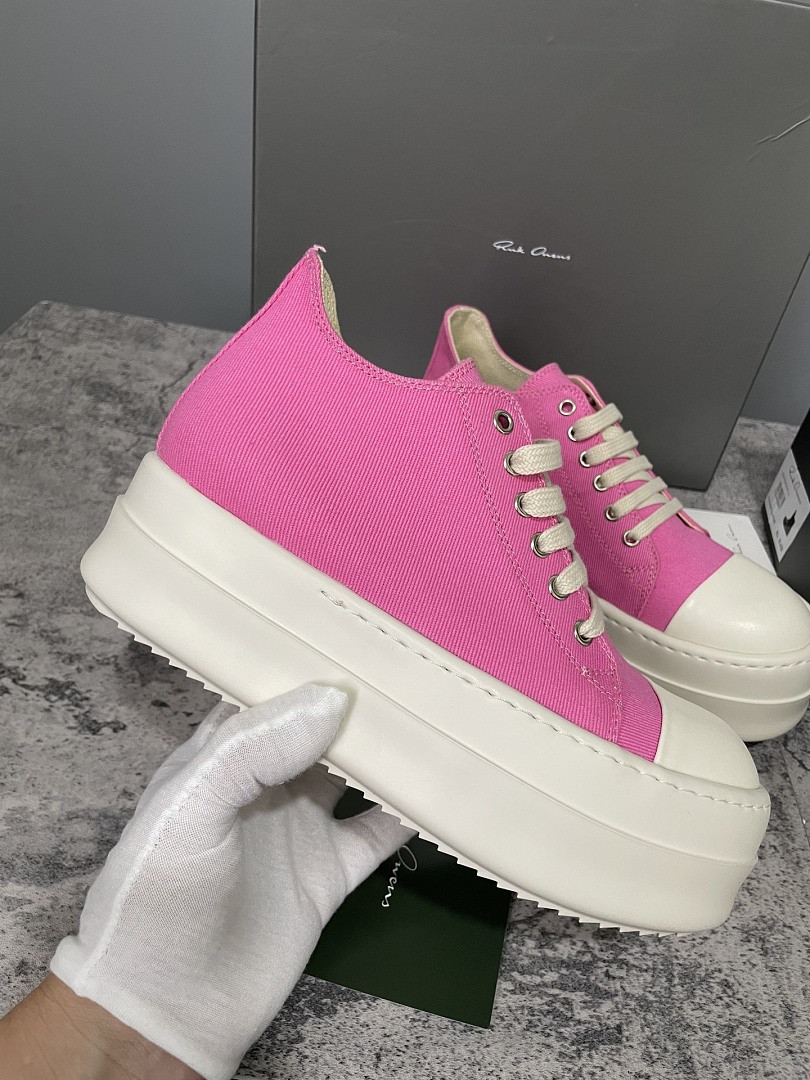 RO Sneakers