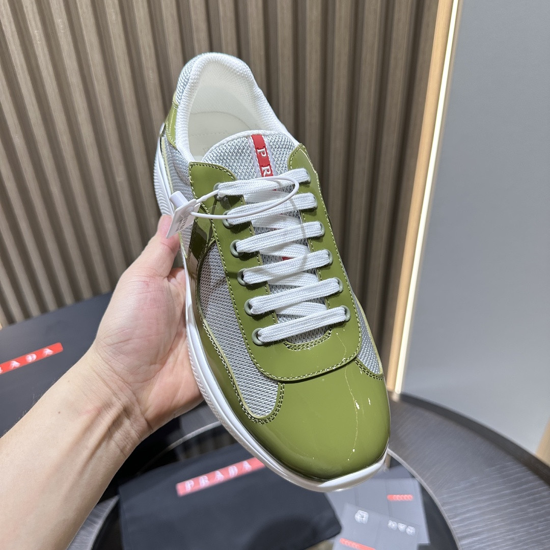 PA Low Sneakers