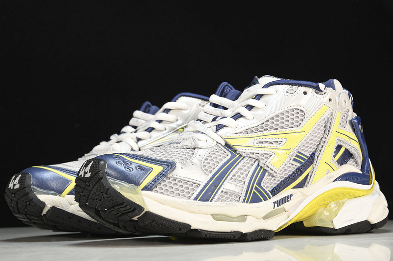 Balenciaga Runner W3RB5-9174