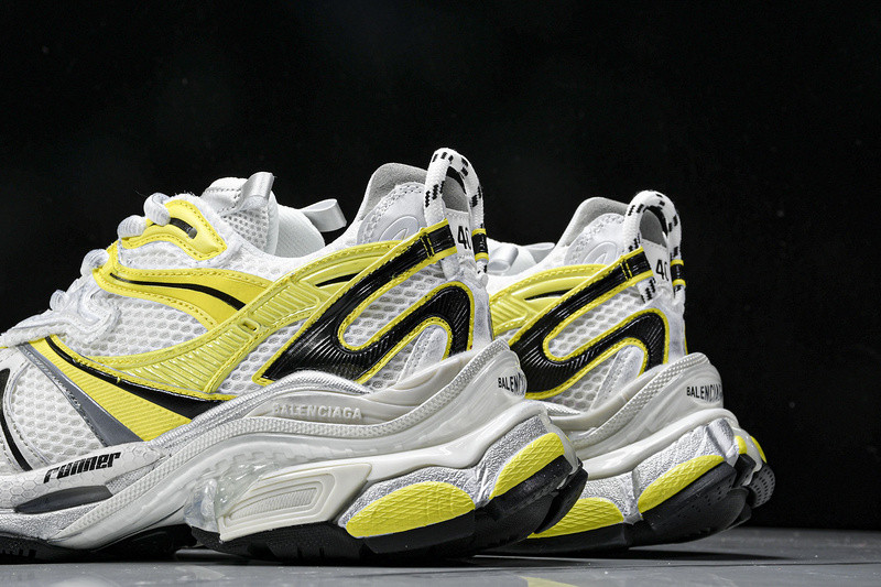 Balenciaga Runner W3RXP-9710